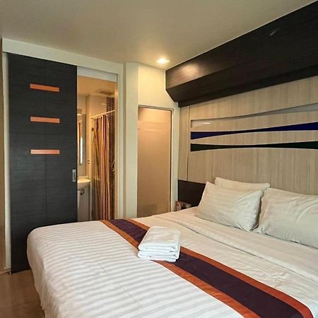Orion Rooms Sukhumvit 11 Bangkok Bagian luar foto