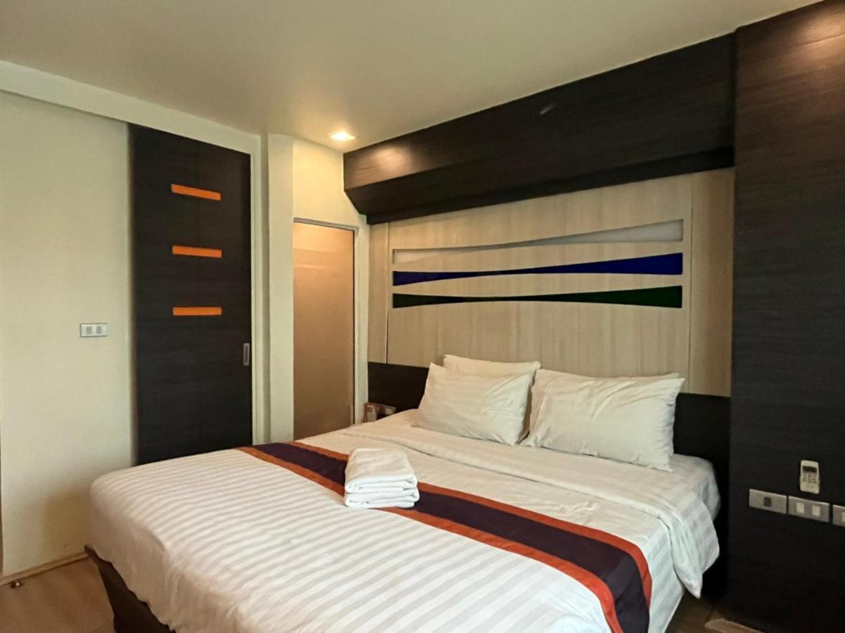Orion Rooms Sukhumvit 11 Bangkok Bagian luar foto