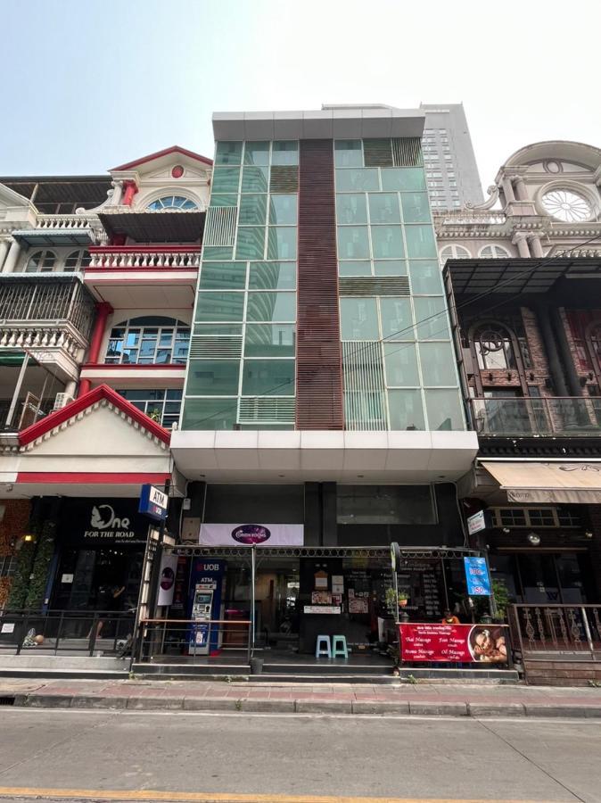 Orion Rooms Sukhumvit 11 Bangkok Bagian luar foto