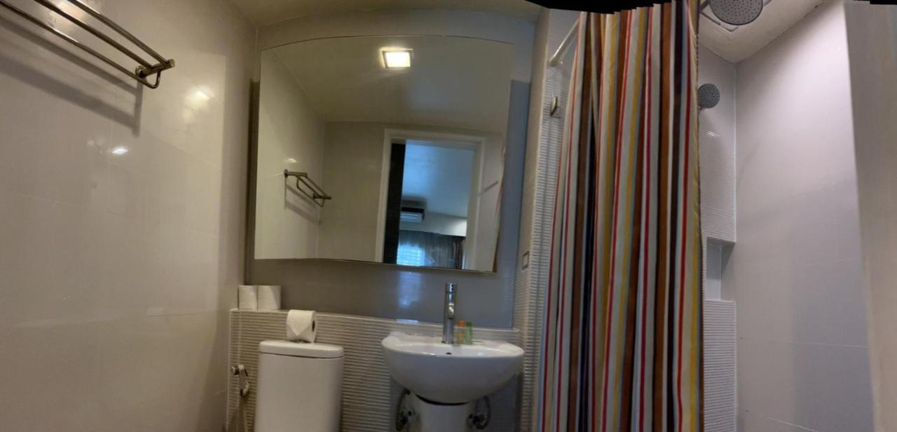 Orion Rooms Sukhumvit 11 Bangkok Bagian luar foto