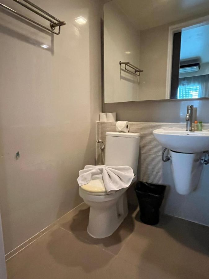 Orion Rooms Sukhumvit 11 Bangkok Bagian luar foto